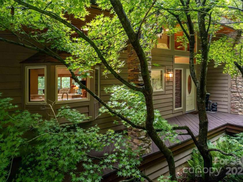 300 Sweet Birch Lane, Tuckasegee, NC 28783.  MLS# CAR4289409, YatesRealty ID 33186. 