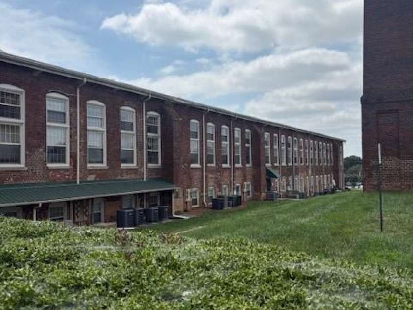 1 Buffalo Avenue, Concord, NC 28025.  MLS# CAR4289758, YatesRealty ID 33187. 