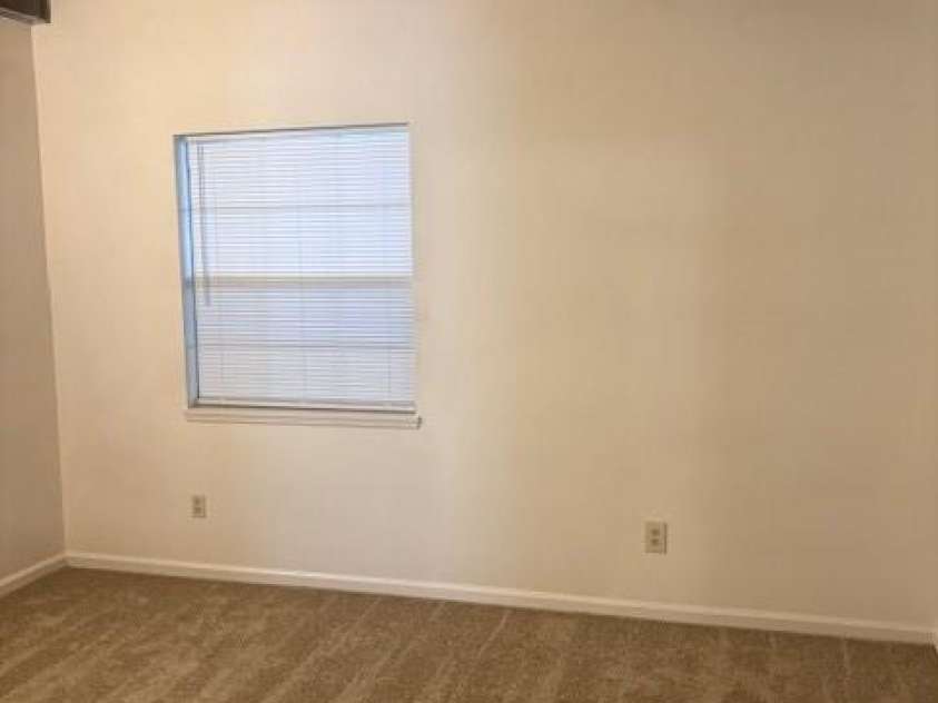 1 Buffalo Avenue, Concord, NC 28025.  MLS# CAR4289758, YatesRealty ID 33187. 