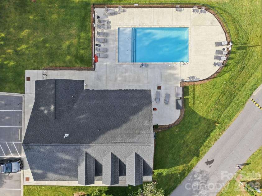 83 Sunny Meadows Boulevard, Arden, NC 28704.  MLS# CAR4396781, YatesRealty ID 33187. 
