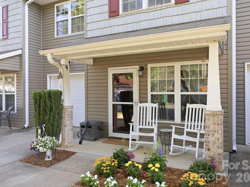 83 Sunny Meadows Boulevard, Arden, NC 28704.  MLS# CAR4396781, YatesRealty ID 33187. Welcome Home!