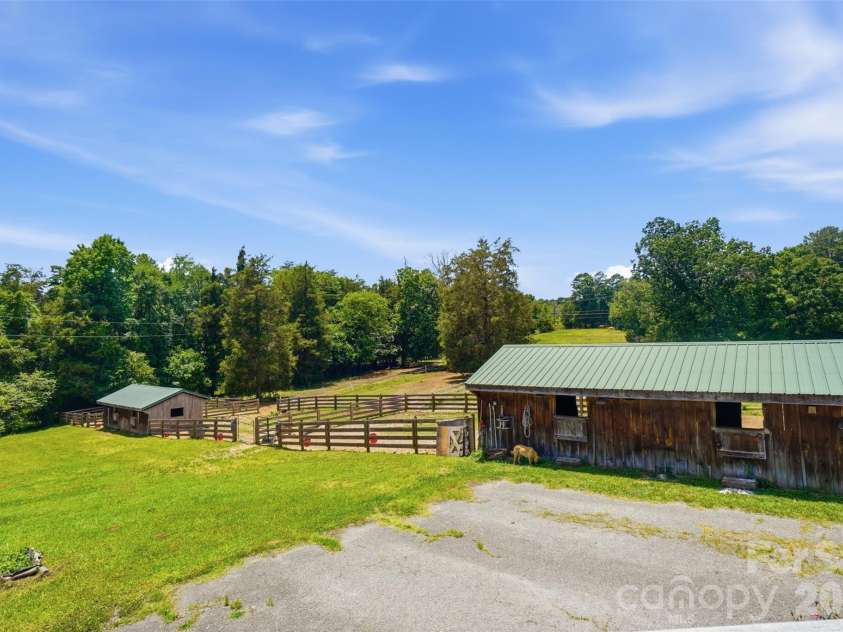 5835 Kreps Road, Clover, SC 29710.  MLS# CAR4397393, YatesRealty ID 33188. 