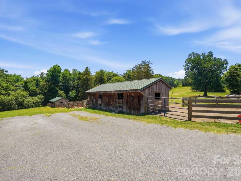 5835 Kreps Road, Clover, SC 29710.  MLS# CAR4397393, YatesRealty ID 33188. 