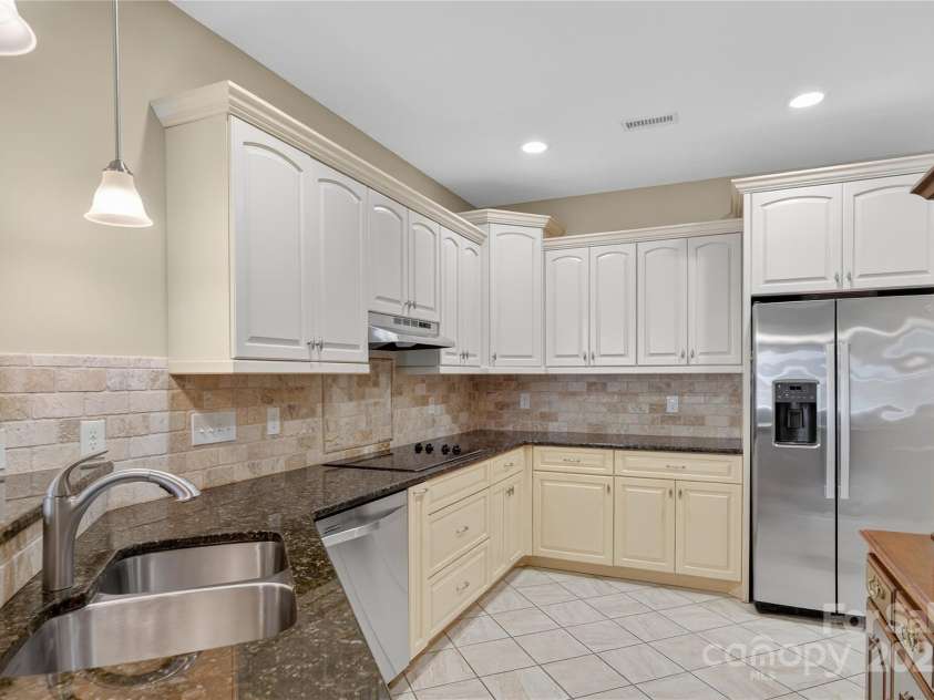 8505 Van Court, Denver, NC 28037.  MLS# CAR4289958, YatesRealty ID 33188. Chef-inspired kitchen with endless cabinet and counter space