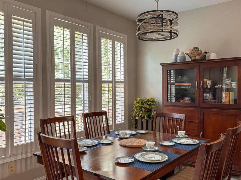 5665 Gold Creek Bay Drive, Hickory, NC 28601.  MLS# CAR4286069, YatesRealty ID 3319. Breakfast Nook