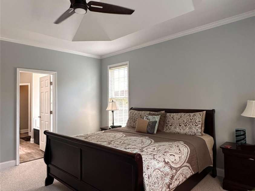 5665 Gold Creek Bay Drive, Hickory, NC 28601.  MLS# CAR4286069, YatesRealty ID 3319. Primary Bedroom