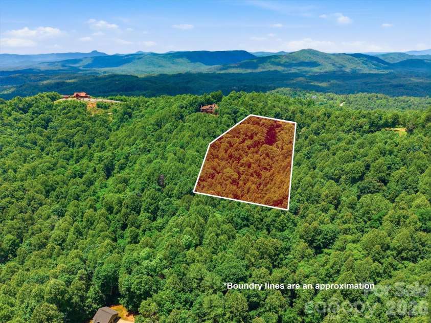 1288 Johns Ridge Parkway, Lenoir, NC 28645.  MLS# CAR4397383, YatesRealty ID 33190. 