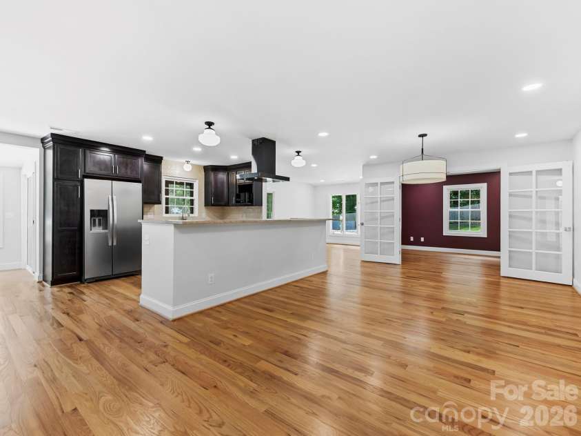26 Glen Cove Road, Arden, NC 28704.  MLS# CAR4394525, YatesRealty ID 33191. 
