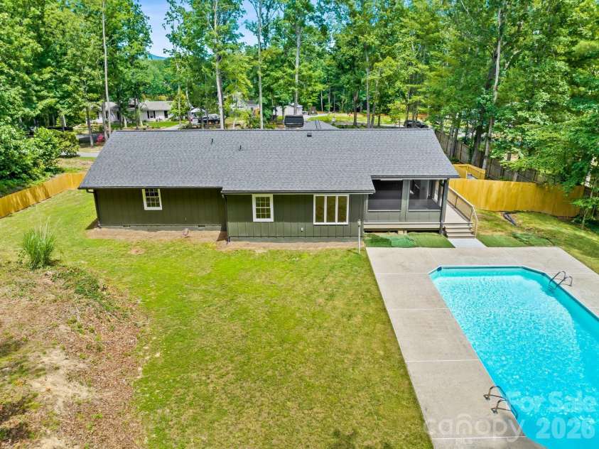 26 Glen Cove Road, Arden, NC 28704.  MLS# CAR4394525, YatesRealty ID 33191. Usable yard