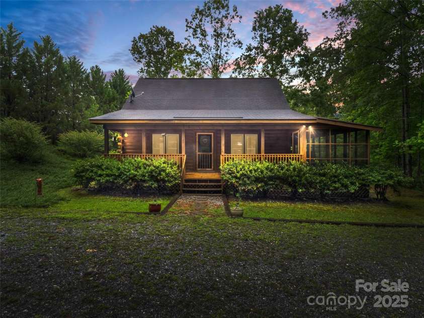 120 Sasafras Ridge, Rutherfordton, NC 28139.  MLS# CAR4292175, YatesRealty ID 33192. 