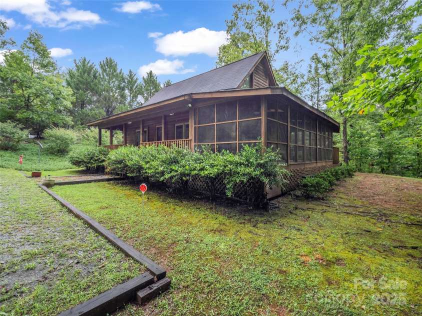 120 Sasafras Ridge, Rutherfordton, NC 28139.  MLS# CAR4292175, YatesRealty ID 33192. 