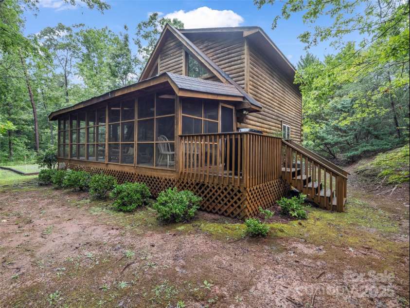 120 Sasafras Ridge, Rutherfordton, NC 28139.  MLS# CAR4292175, YatesRealty ID 33192. 