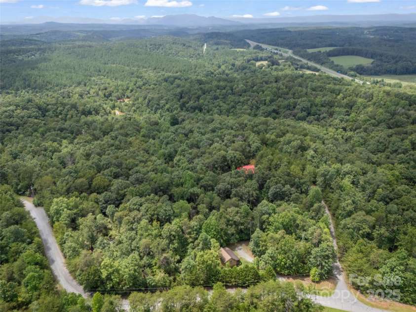 120 Sasafras Ridge, Rutherfordton, NC 28139.  MLS# CAR4292175, YatesRealty ID 33192. 