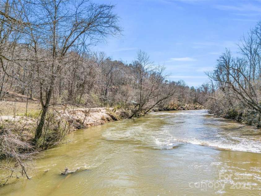 120 Sasafras Ridge, Rutherfordton, NC 28139.  MLS# CAR4292175, YatesRealty ID 33192. 