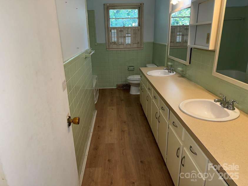 802 Roberdel Road, Rockingham, NC 28379.  MLS# CAR4293987, YatesRealty ID 33195. 