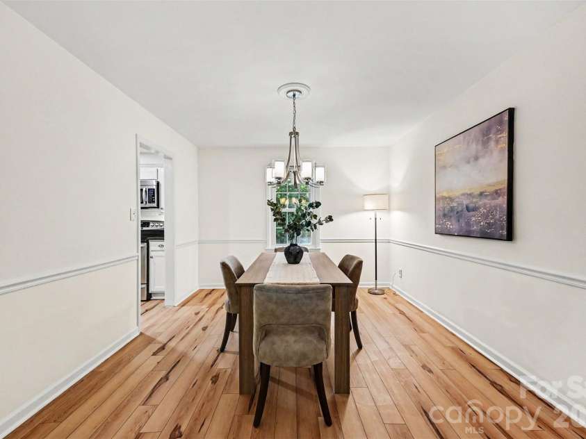 9322 New Towne Drive, Matthews, NC 28105.  MLS# CAR4389735, YatesRealty ID 33195. Dining Room