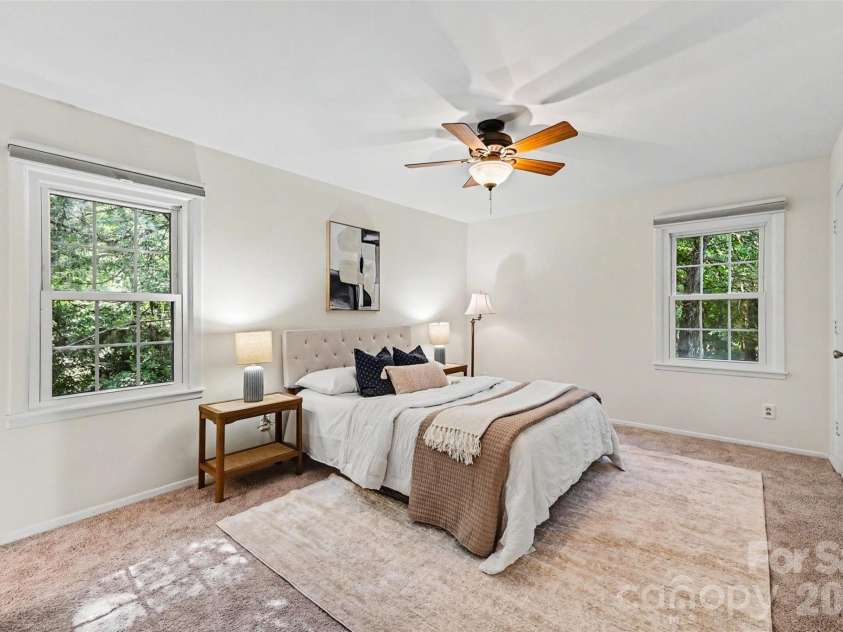 9322 New Towne Drive, Matthews, NC 28105.  MLS# CAR4389735, YatesRealty ID 33195. Primary Bedroom
