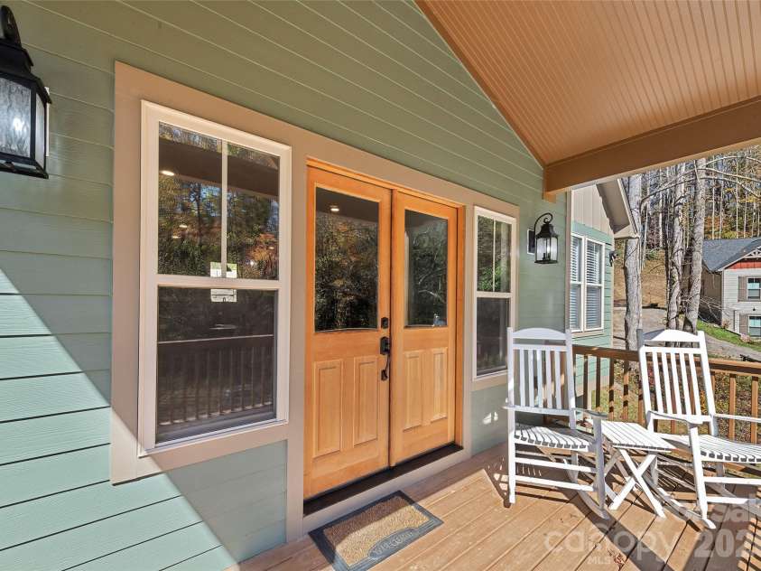 85 Garnet Spring Lane, Waynesville, NC 28785.  MLS# CAR4394449, YatesRealty ID 33197. 