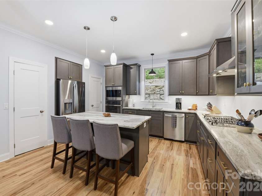 85 Garnet Spring Lane, Waynesville, NC 28785.  MLS# CAR4394449, YatesRealty ID 33197. 
