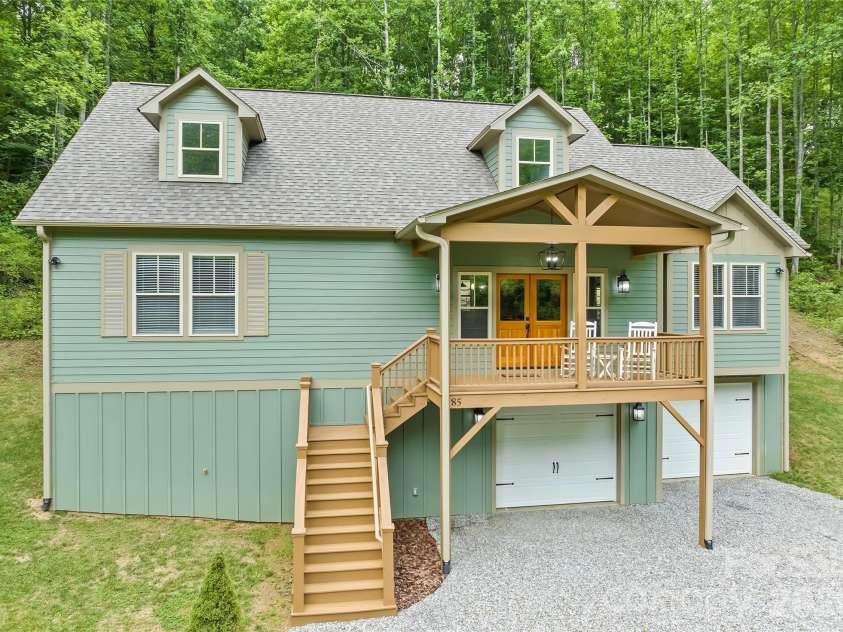85 Garnet Spring Lane, Waynesville, NC 28785.  MLS# CAR4394449, YatesRealty ID 33197. 