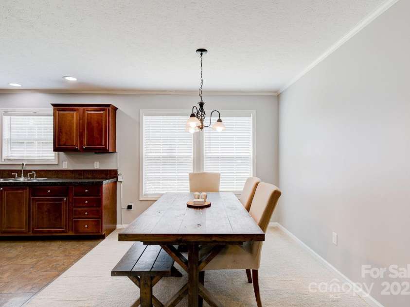 179 Youngs Bend Road, Kershaw, SC 29067.  MLS# CAR4293824, YatesRealty ID 33199. 