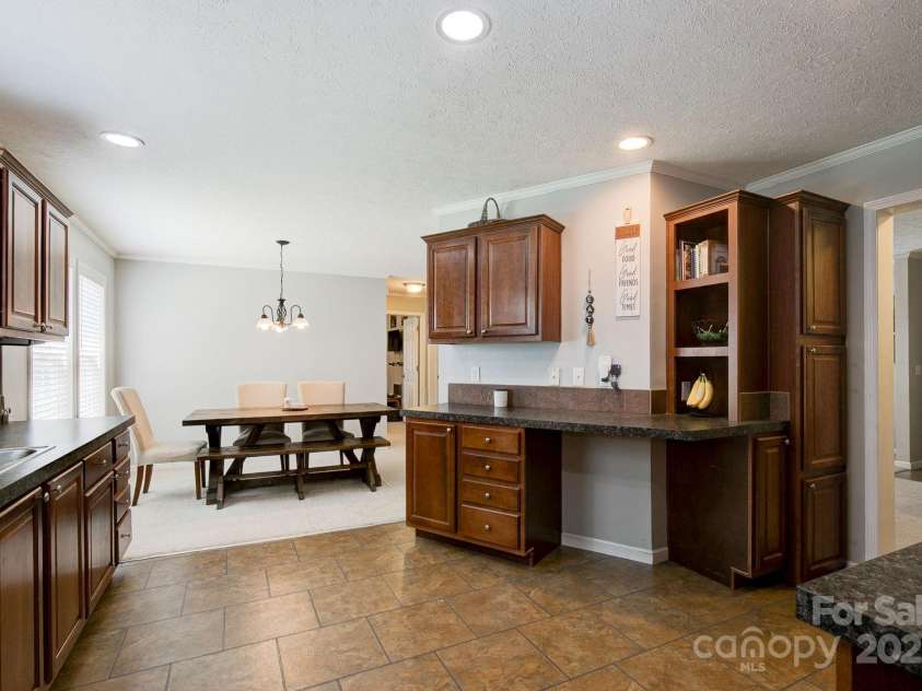 179 Youngs Bend Road, Kershaw, SC 29067.  MLS# CAR4293824, YatesRealty ID 33199. 