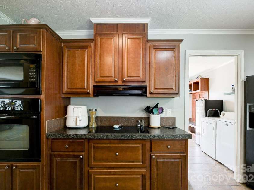 179 Youngs Bend Road, Kershaw, SC 29067.  MLS# CAR4293824, YatesRealty ID 33199. 