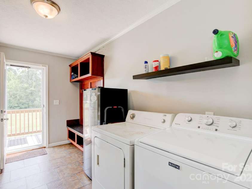 179 Youngs Bend Road, Kershaw, SC 29067.  MLS# CAR4293824, YatesRealty ID 33199. 