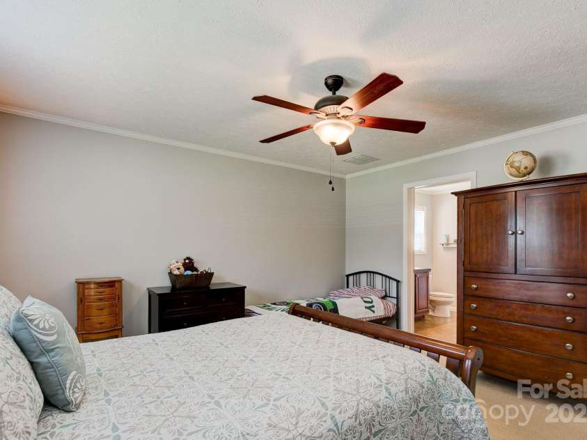 179 Youngs Bend Road, Kershaw, SC 29067.  MLS# CAR4293824, YatesRealty ID 33199. 