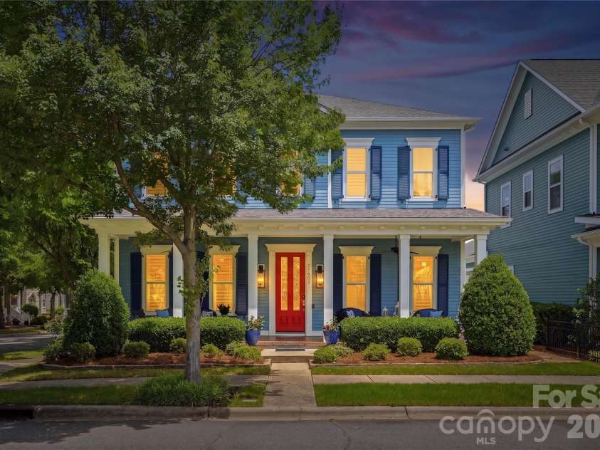 21903 Riddles Court, Cornelius, NC 28031.  MLS# CAR4385261, YatesRealty ID 33199. 