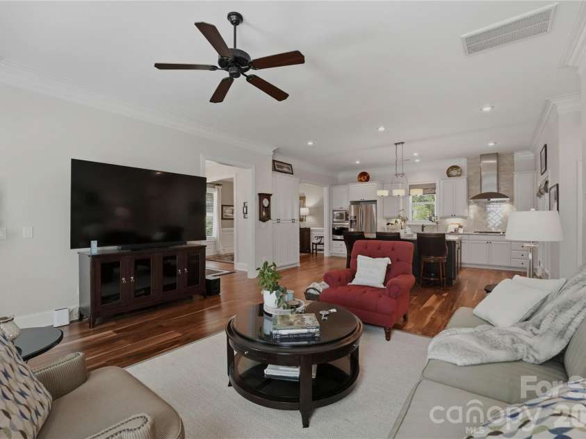 21903 Riddles Court, Cornelius, NC 28031.  MLS# CAR4385261, YatesRealty ID 33199. 