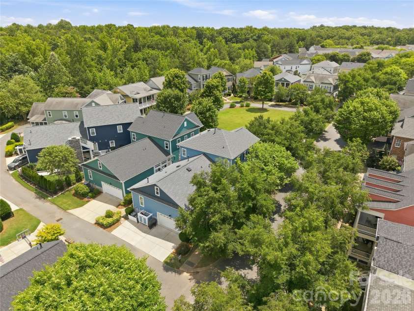 21903 Riddles Court, Cornelius, NC 28031.  MLS# CAR4385261, YatesRealty ID 33199. 
