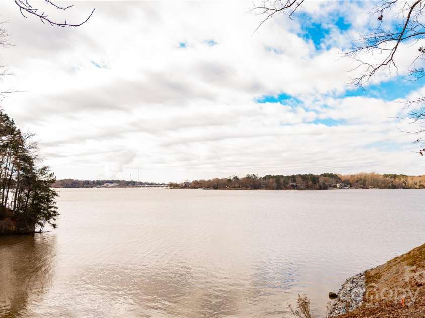 13731 Petworth Court, Charlotte, NC 28278.  MLS# CAR4207857, YatesRealty ID 332. 