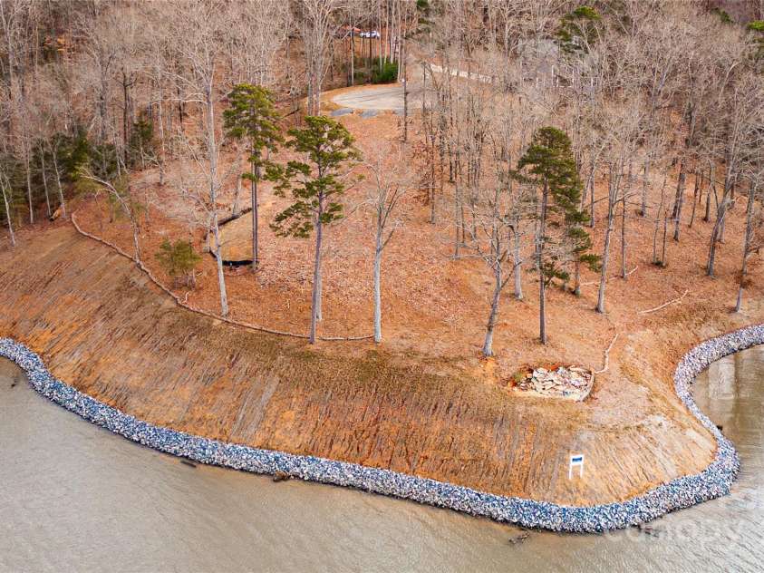 13731 Petworth Court, Charlotte, NC 28278.  MLS# CAR4207857, YatesRealty ID 332. 
