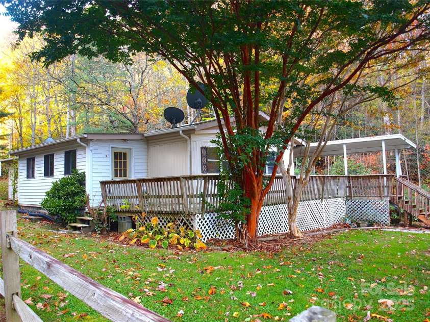 9 Smokey Cove Road, Canton, NC 28716.  MLS# CAR4314818, YatesRealty ID 332. 