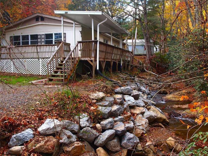 9 Smokey Cove Road, Canton, NC 28716.  MLS# CAR4314818, YatesRealty ID 332. 