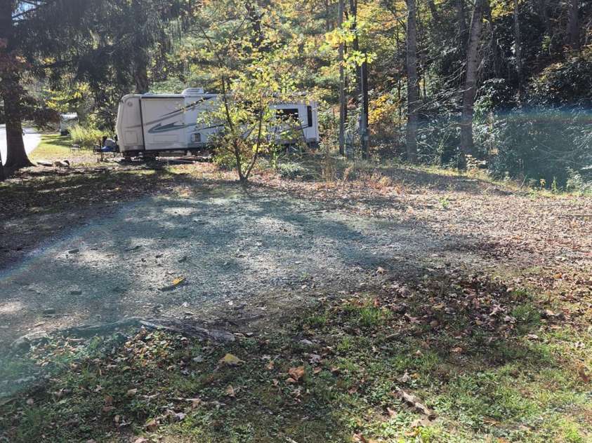 9 Smokey Cove Road, Canton, NC 28716.  MLS# CAR4314818, YatesRealty ID 332. 