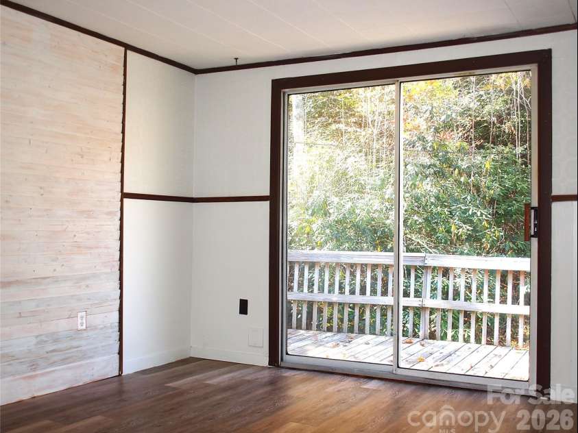 9 Smokey Cove Road, Canton, NC 28716.  MLS# CAR4314818, YatesRealty ID 332. Dining Room