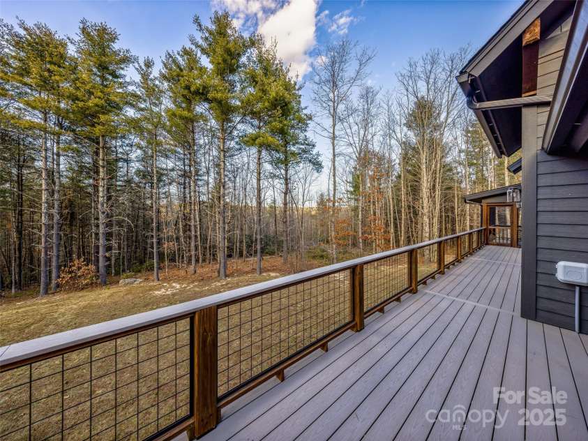 103 Duck Hope Drive, Hendersonville, NC 28739.  MLS# CAR4226597, YatesRealty ID 3320. 