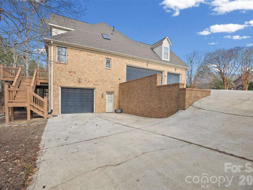 2409 Valelake Road, York, SC 29745.  MLS# CAR4345381, YatesRealty ID 3320. 4th garage bay