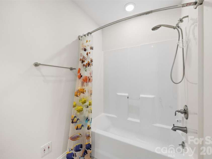 2409 Valelake Road, York, SC 29745.  MLS# CAR4345381, YatesRealty ID 3320. Basement bathroom 3