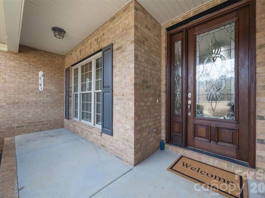 2409 Valelake Road, York, SC 29745.  MLS# CAR4345381, YatesRealty ID 3320. Entry