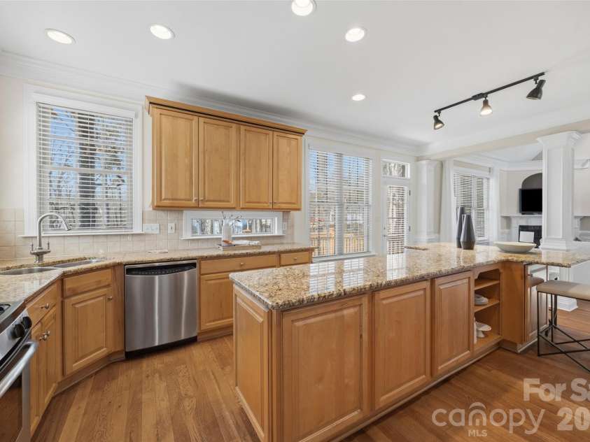 2409 Valelake Road, York, SC 29745.  MLS# CAR4345381, YatesRealty ID 3320. Kitchen