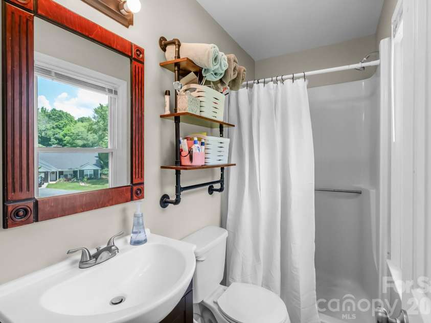 127 Ridge Run, Marshville, NC 28103.  MLS# CAR4393134, YatesRealty ID 33200. 