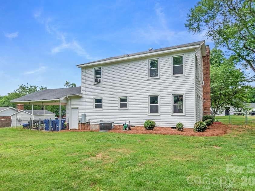 127 Ridge Run, Marshville, NC 28103.  MLS# CAR4393134, YatesRealty ID 33200. 