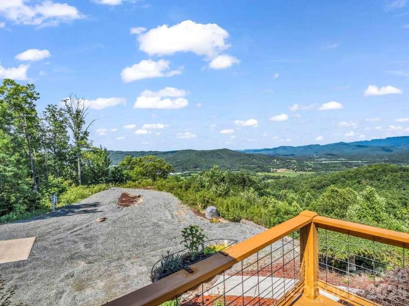 1025 Jeter Mountain Road, Penrose, NC 28766.  MLS# CAR4397105, YatesRealty ID 33202. 180 degree views