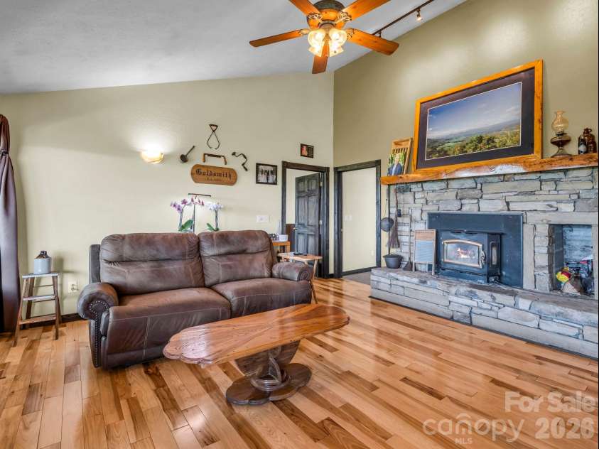 1025 Jeter Mountain Road, Penrose, NC 28766.  MLS# CAR4397105, YatesRealty ID 33202. Hickory hardwood flooring