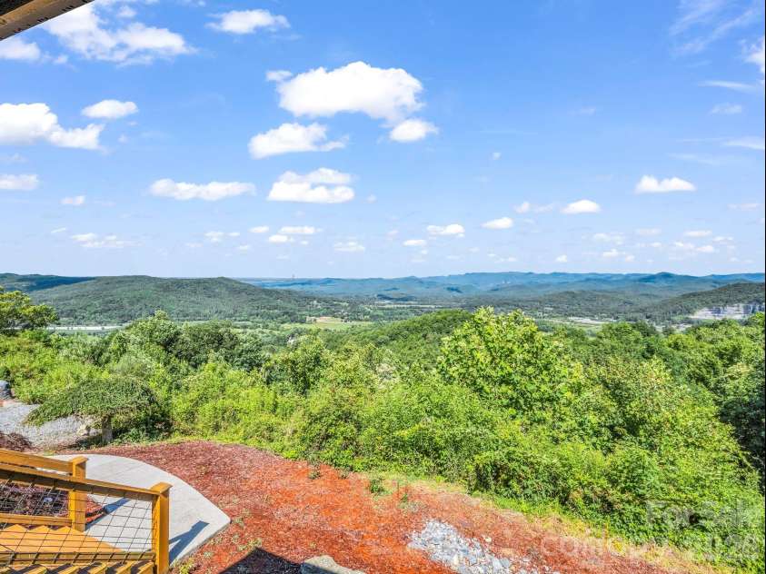 1025 Jeter Mountain Road, Penrose, NC 28766.  MLS# CAR4397105, YatesRealty ID 33202. Non-stop views