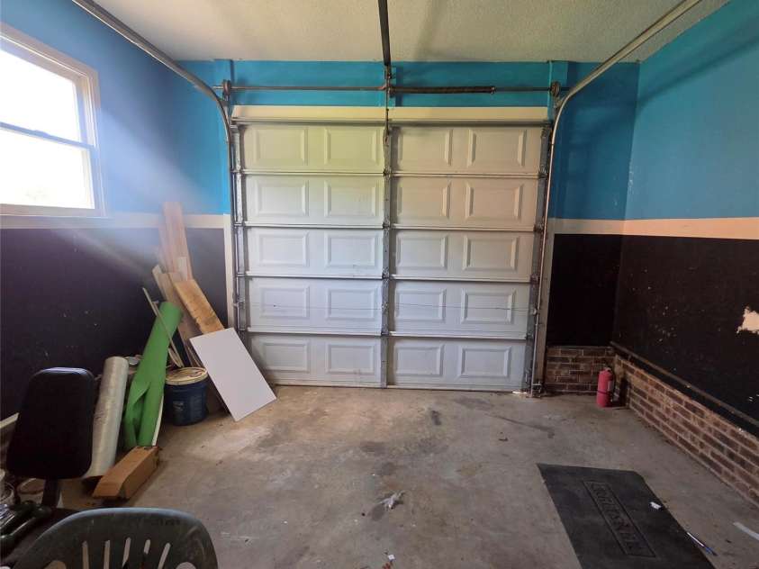 2707 Plantation Way, Albemarle, NC 28001.  MLS# CAR4390049, YatesRealty ID 33203. Front half of single car garage