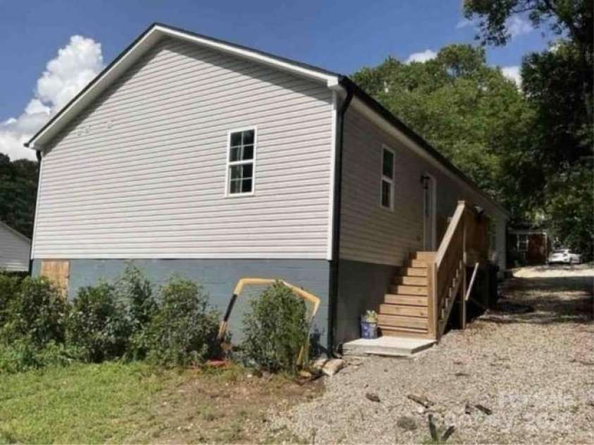 911 PLYLER Street, Monroe, NC 28110.  MLS# CAR4294183, YatesRealty ID 33205. REAR PIC